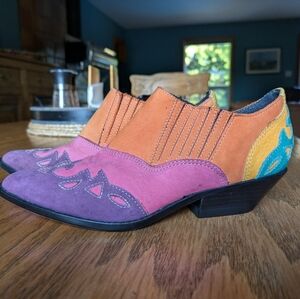 Circle*s Western Suede Colorful Ankle Booties 6m